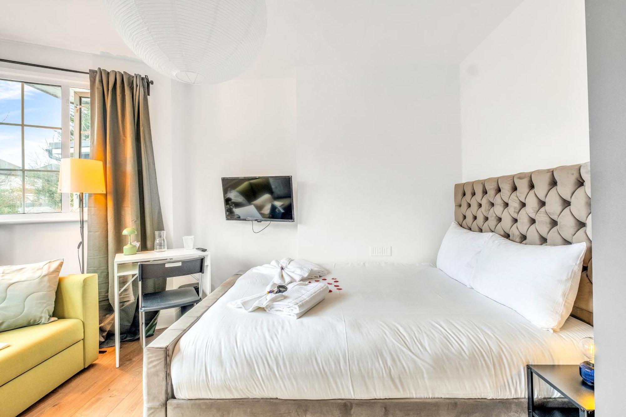 Tube - 10 Min Walk, Wembley Stadium - 20 Min By Bus, Pet Friendly, Free Parking, Flat 5 Edgware Luaran gambar